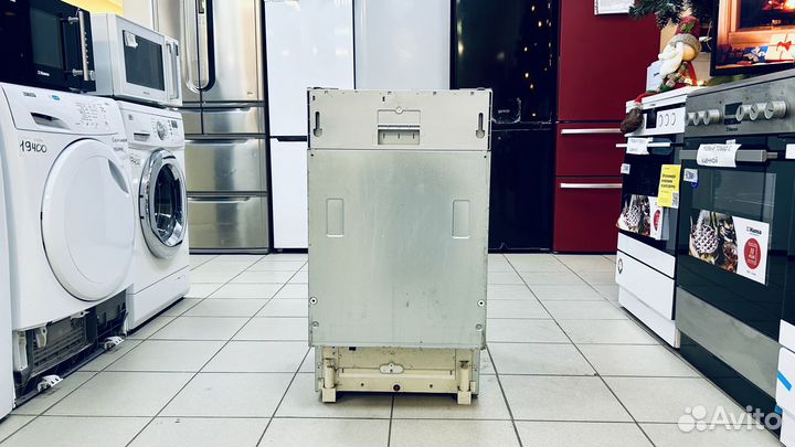 Посудомоечная машина Hotpoint-Ariston