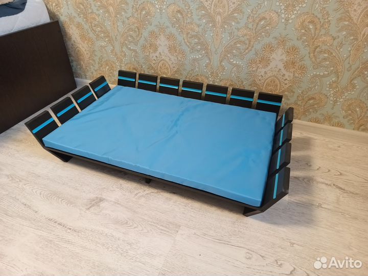 Лежанка для собак