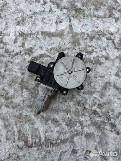 Электрический стеклоподъемник