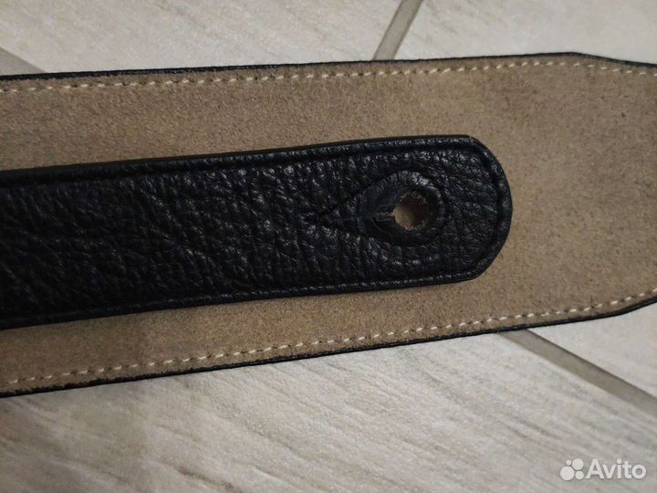 Ремень для гитары кожа