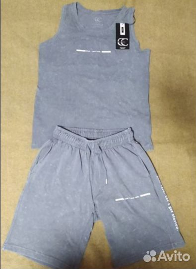 Новый спортивный костюм