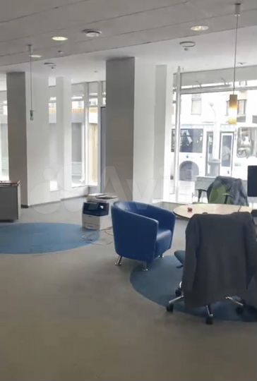 Центр, магазин, 330.4 м²
