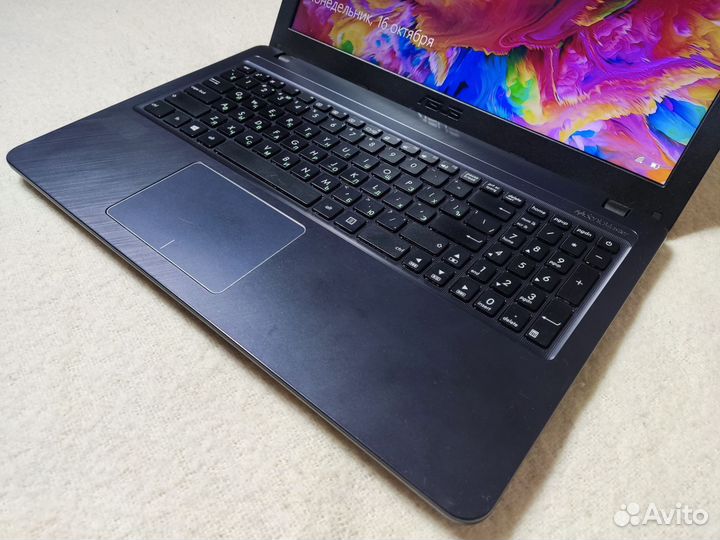 Мощный, игровой FullHD, Core i3, SSD512, MX110 2Gb