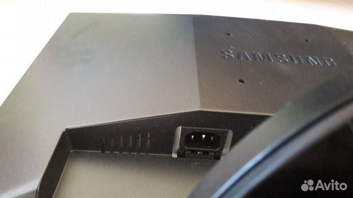 Монитор samsung