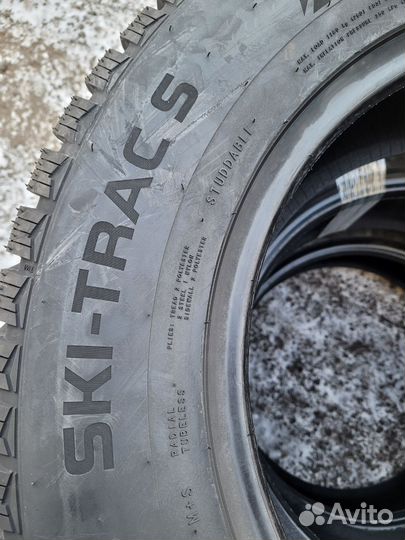 Armstrong Ski-Trac S 215/60 R16