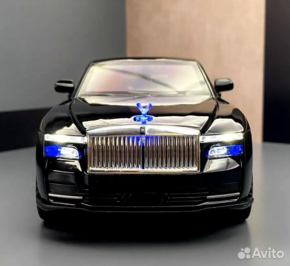 Металлическая машинка Rolls-Royce Spectre