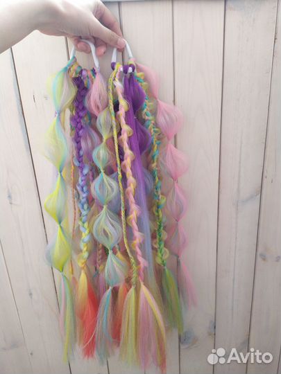 Резиночка с прядями