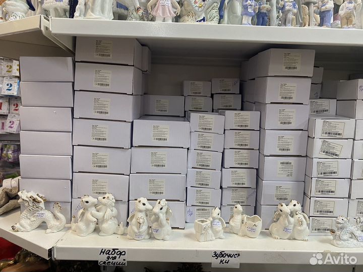 Фигуры из фарфора