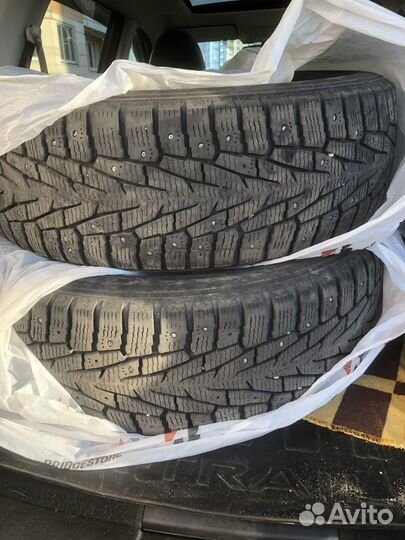 Зимние шины бу 4 шт 225/60 r18