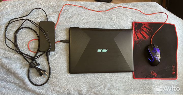 Игровой ноутбук asus