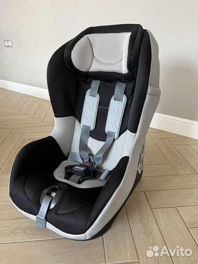 Детское автокресло 9 до 18 кг chicco
