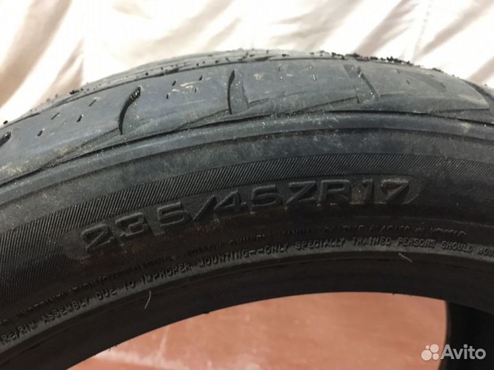 Triangle TR967 235/45 R17 97W