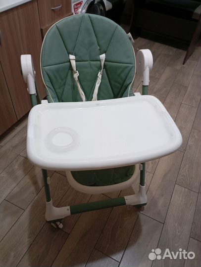 Детский стульчик для кормления