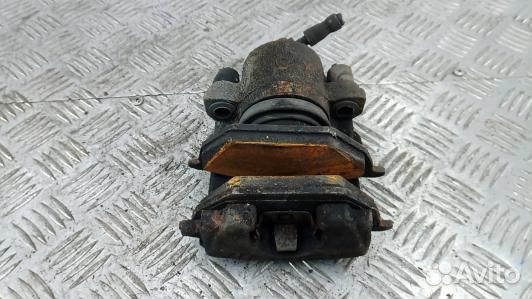 Суппорт тормозной передний правый skoda octavia A5 (2TD07N701)