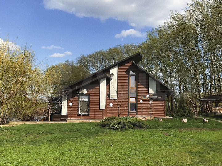 Коттедж 100 м² на участке 1,5 га