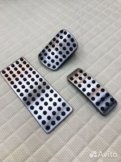 Накладки на педали для Мерседес