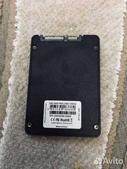 Ssd 256gb AMD radeon r5 series