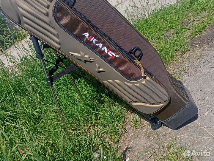 Чехол для удилищ с подставкой 135см
