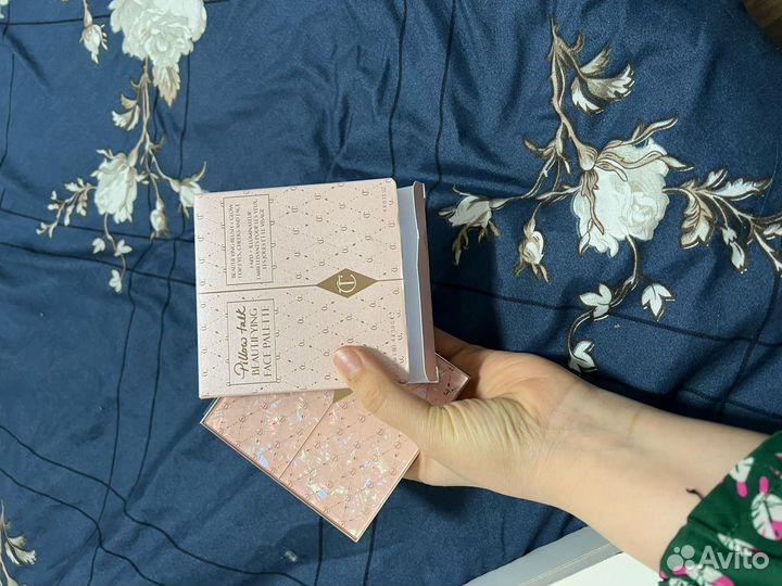 Румяна и хайлайтер