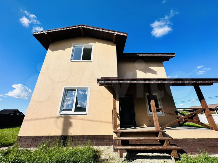Коттедж 160 м² на участке 9 сот.