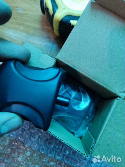 Замок на форточку транспорт t4