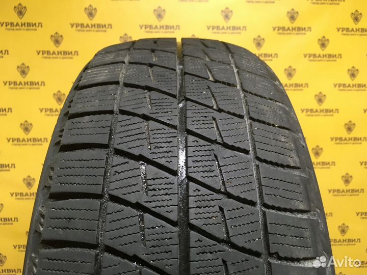 Bridgestone Ice Partner 215/45 R17 87Q