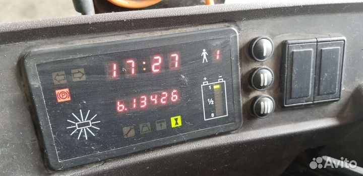 Штабелер (ричтрак) BT Reflex RRE160M, 2013