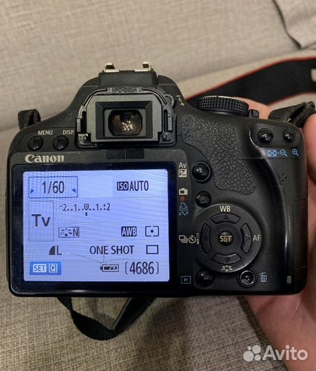 Зеркальный фотоаппарат