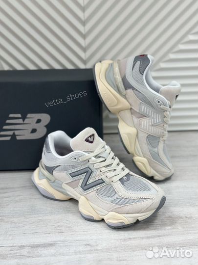 New Balance 9060 молочные