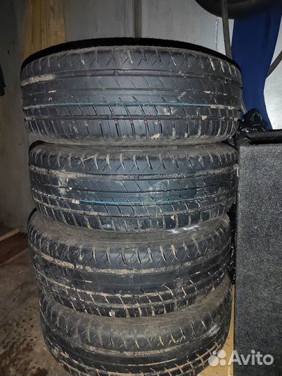 Viatti Strada Asimmetrico V-130 195/65 R15 92