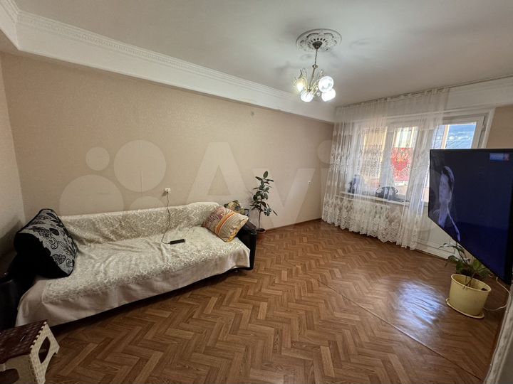 3-к. квартира, 73 м², 7/10 эт.