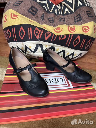 Туфли женские 38 размер натуральная кожа черные