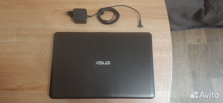 Офисный ноутбук asus VivoBook R540BA