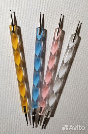 Кисти для маникюра