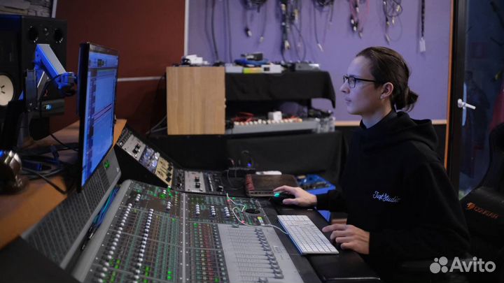 Студия звукозаписи звукорежиссёр
