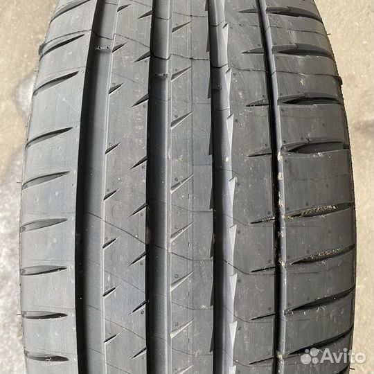 Michelin Pilot Sport 4 S 295/35 R20 105Y