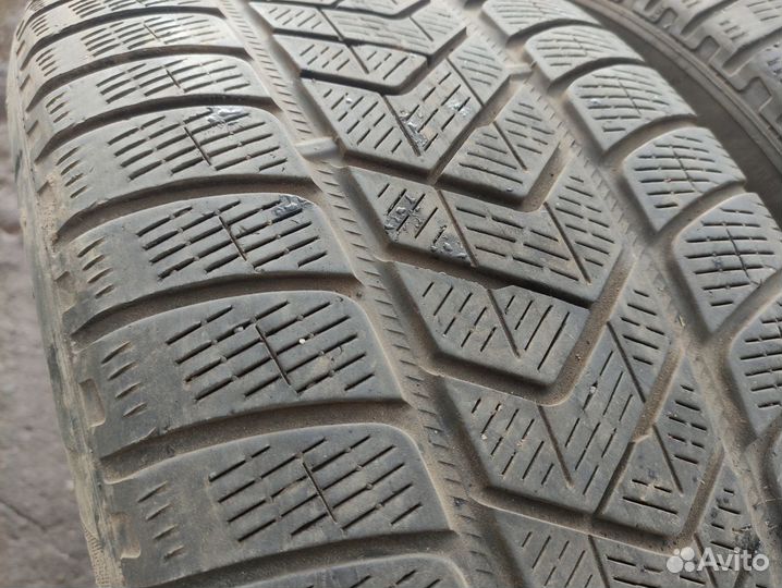 Pirelli Scorpion Winter 275/45 R20