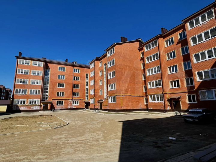 2-к. квартира, 59,3 м², 2/5 эт.