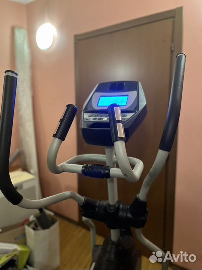 Эллиптический тренажер Spirit by Hasttings XE326