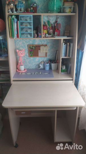 Стол компьютерный