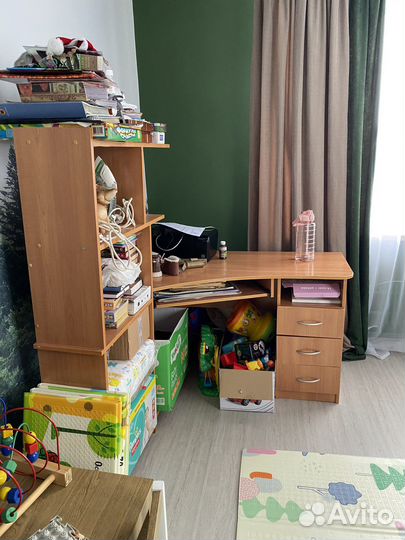 Компьютерный стол