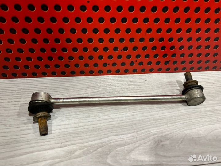 Стойка стабилизатора передняя Lexus Es axzh10 2020