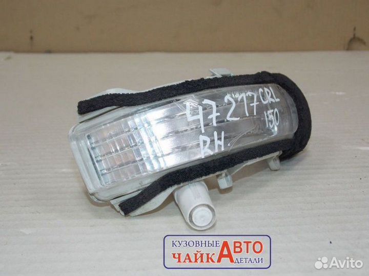 Поворотник в зеркало правый Toyota Corolla 150