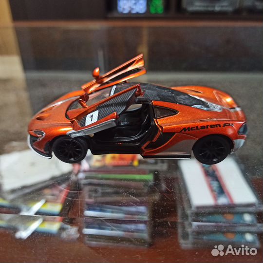 Модель Mclaren P1