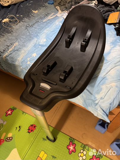 Автокресло и база Isofix