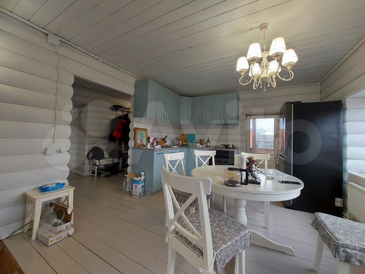 Дом 215,3 м² на участке 24,5 сот.