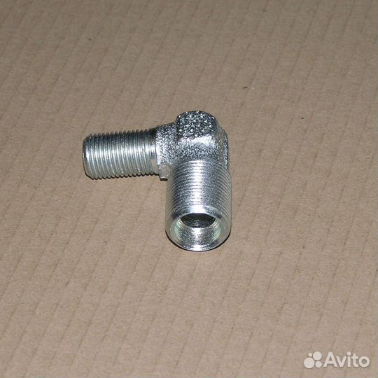 Угольник М16*1,5*М22*1,5 ввертный трубка д.15 задн