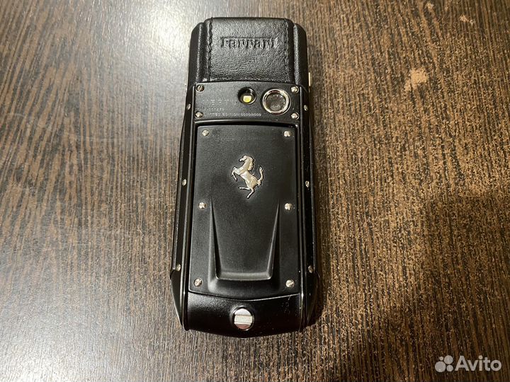 Vertu Ascent Ti Ferrari Nero, 4 ГБ