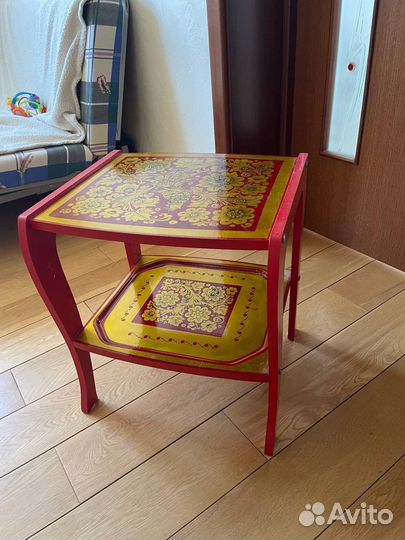 Столик-этажерка хохлома