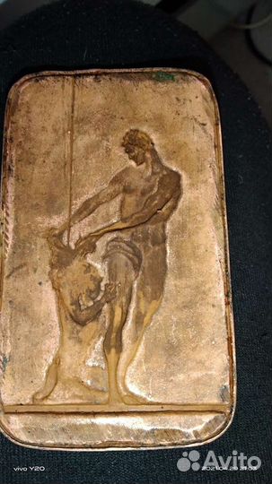 Плакетка старинная